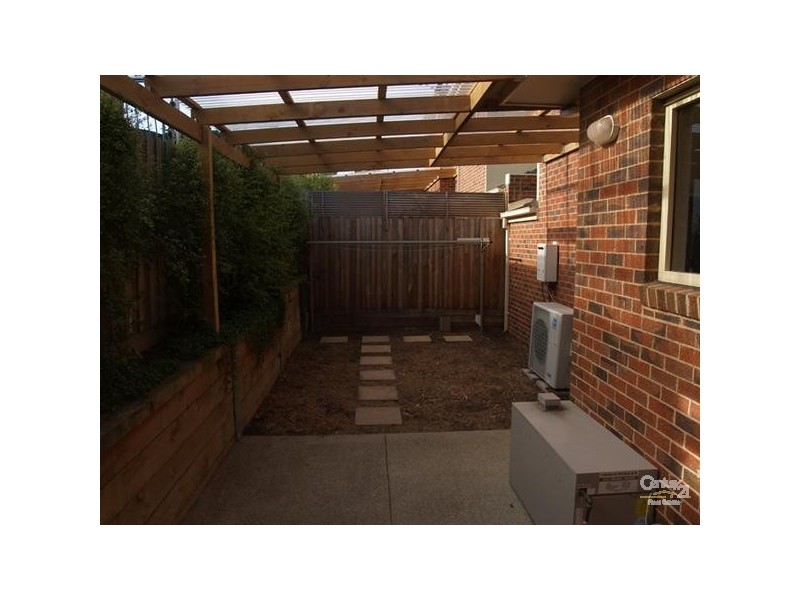 1/16 Morris Street, Doncaster VIC 3108