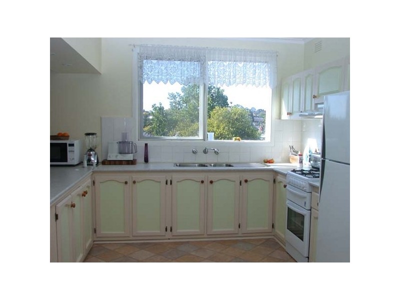 5 Glenda Street, Doncaster VIC 3108