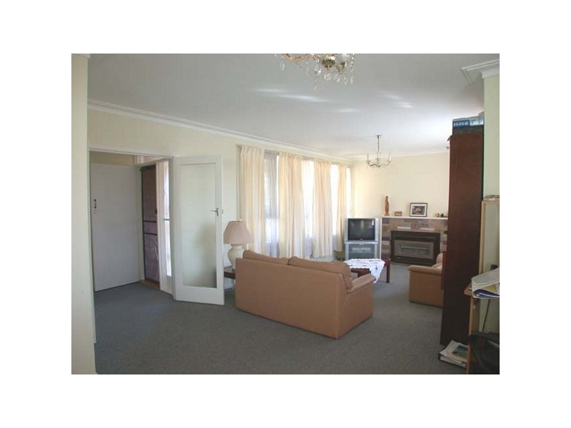 5 Glenda Street, Doncaster VIC 3108