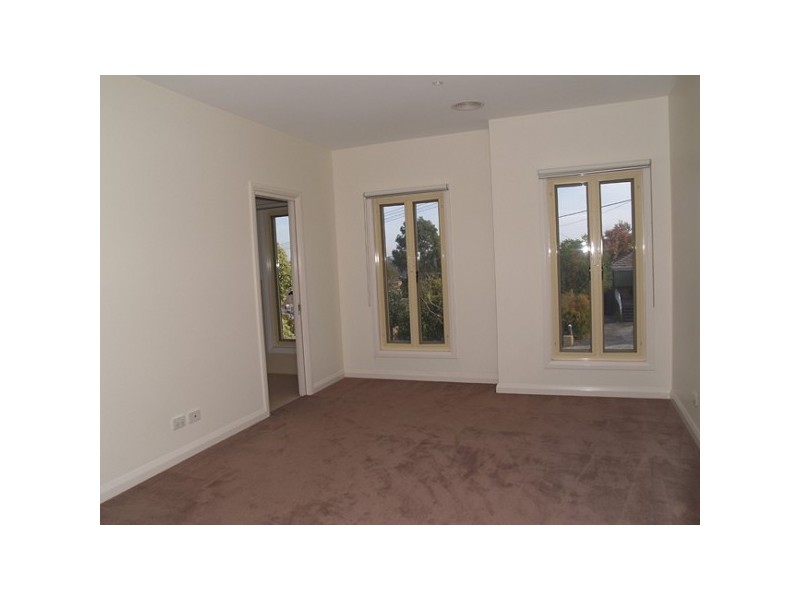 1/16 Morris Street, Doncaster VIC 3108