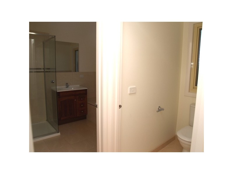 1/16 Morris Street, Doncaster VIC 3108