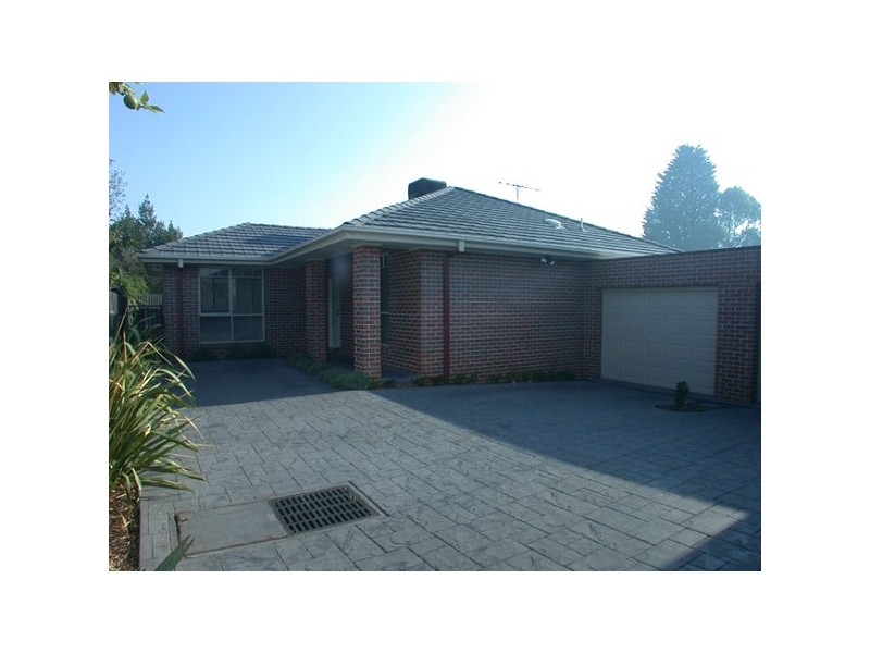 2/915 Doncaster Rd, Doncaster East VIC 3109