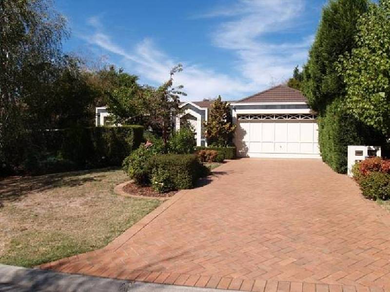 18 Dena Court, Templestowe VIC 3106