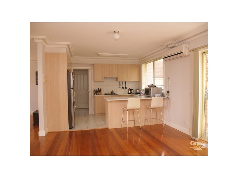 2/8 Roger Street, Doncaster East VIC 3109
