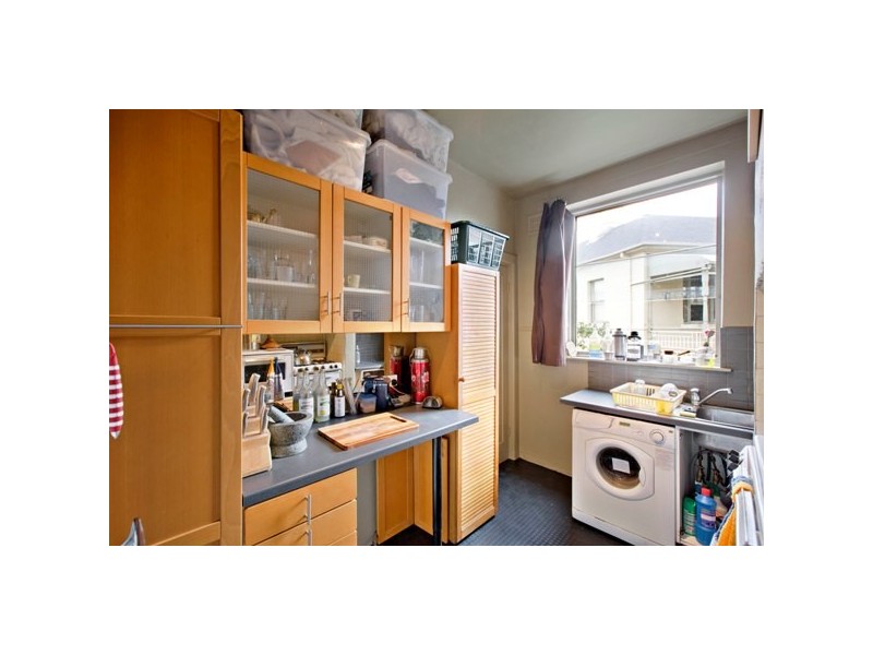 8/31 Eildon Road, St Kilda VIC 3182