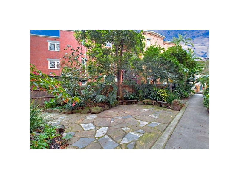 8/31 Eildon Road, St Kilda VIC 3182