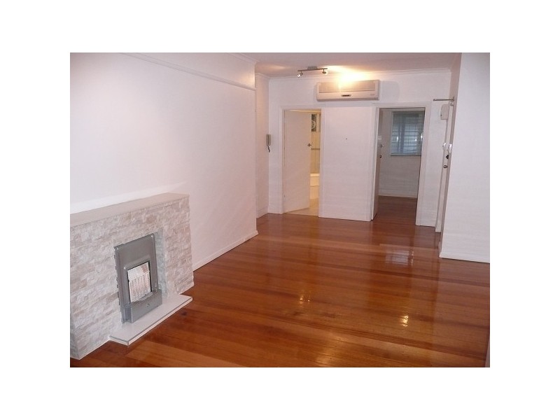 9/45a Ormond Esplanade, Elwood VIC 3184