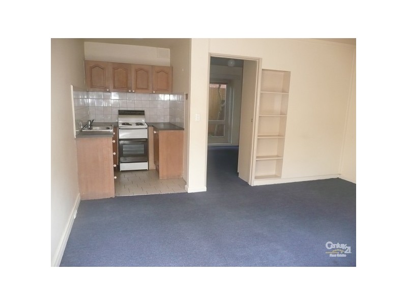 3/5 Shirley Grove, St Kilda East VIC 3183