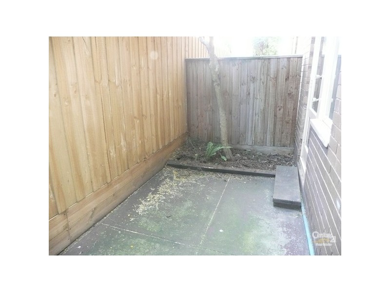 3/5 Shirley Grove, St Kilda East VIC 3183