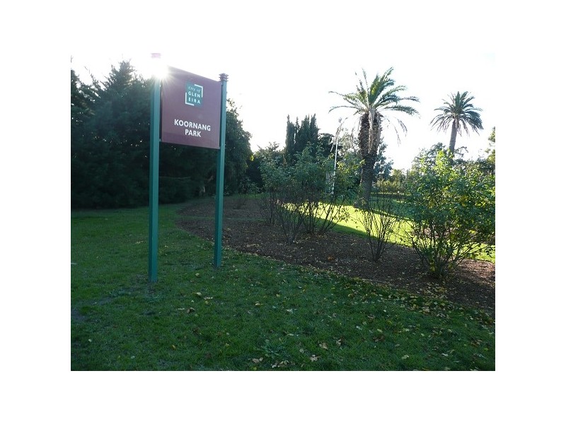 14 St Huberts Road, Carnegie VIC 3163