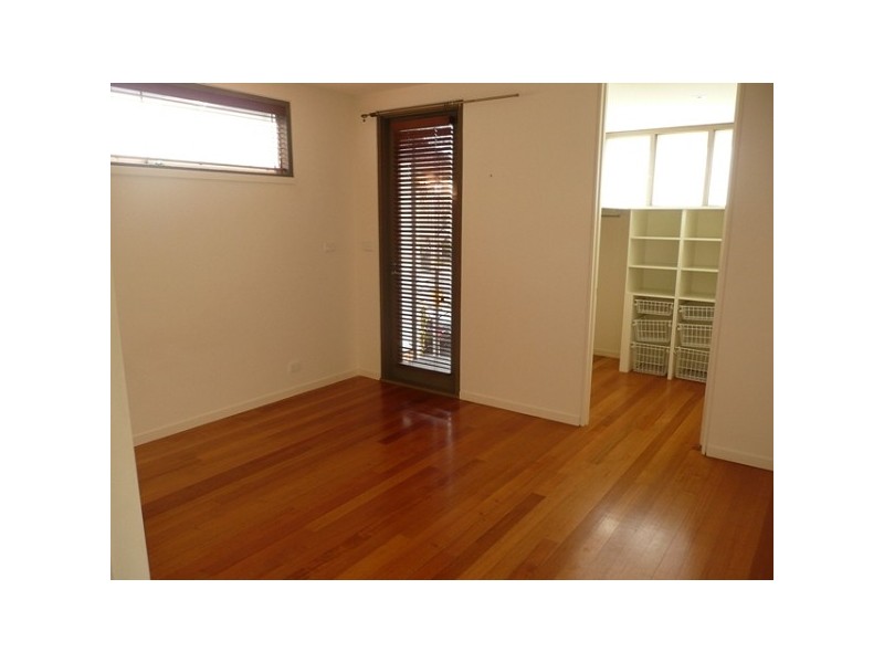 86 Broadway, Elwood VIC 3184