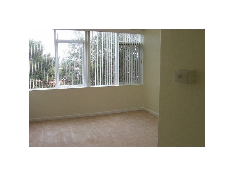 12/35 Glen Huntly Road, Elwood VIC 3184