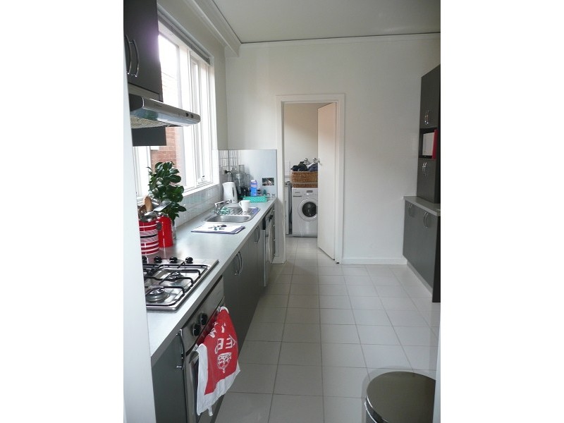 1/16 Coleridge Street, Elwood VIC 3184