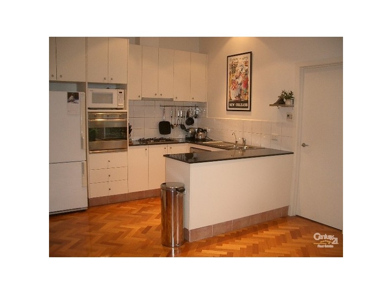 28 Heaton Avenue, Elwood VIC 3184