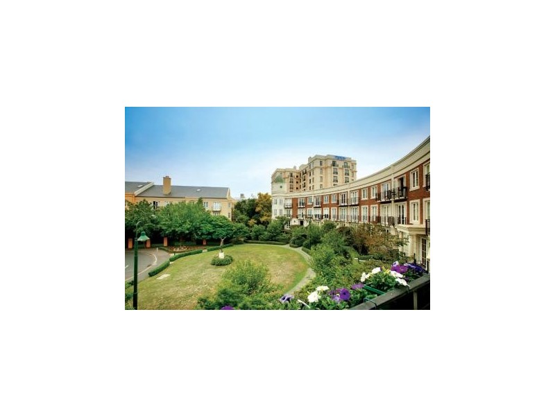 23/2 Wellington Crescent, East Melbourne VIC 3002