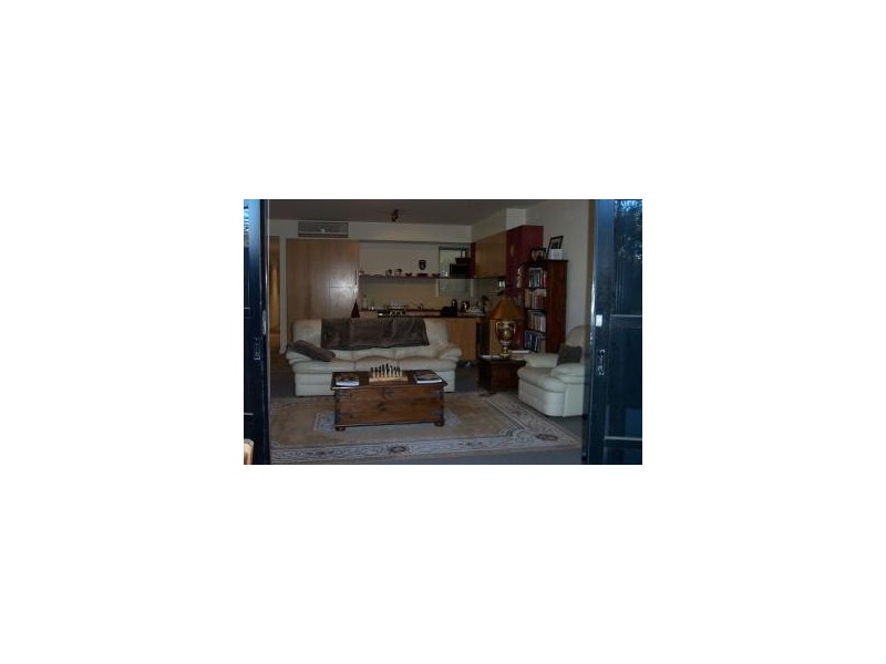 2/3 Ormond Esplanade, Elwood VIC 3184