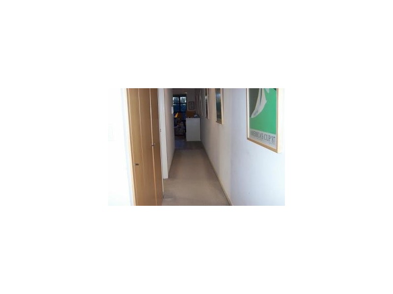 2/3 Ormond Esplanade, Elwood VIC 3184