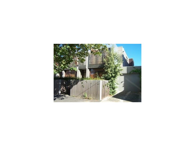 68 Foam Street, Elwood VIC 3184