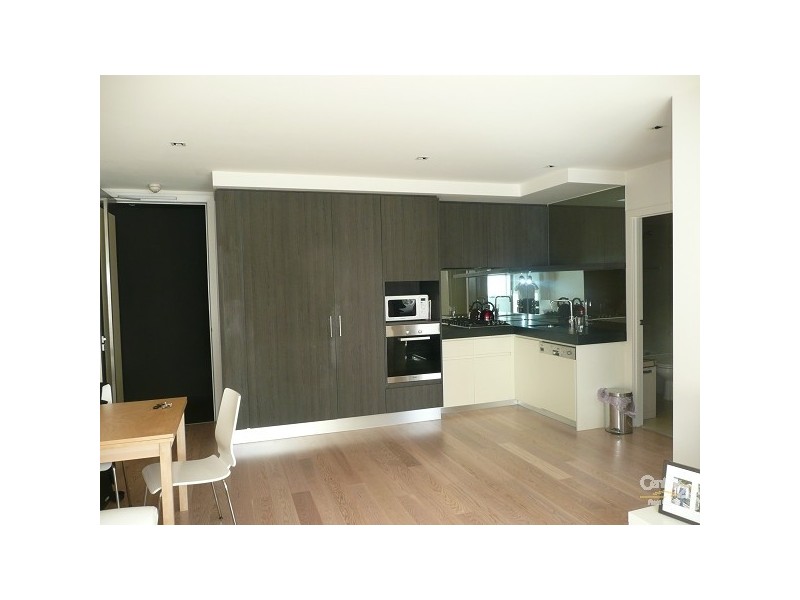 11/30-32 Docker Street, Elwood VIC 3184