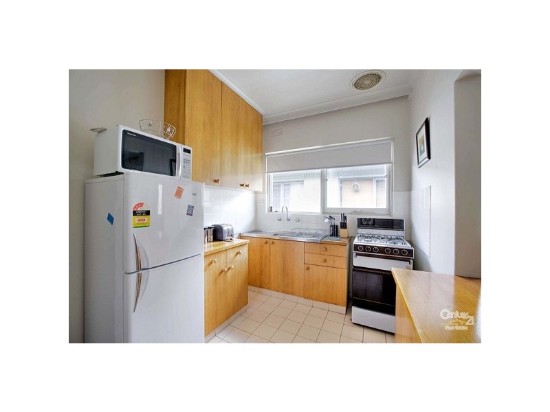 12/25 Docker Street, Elwood VIC 3184