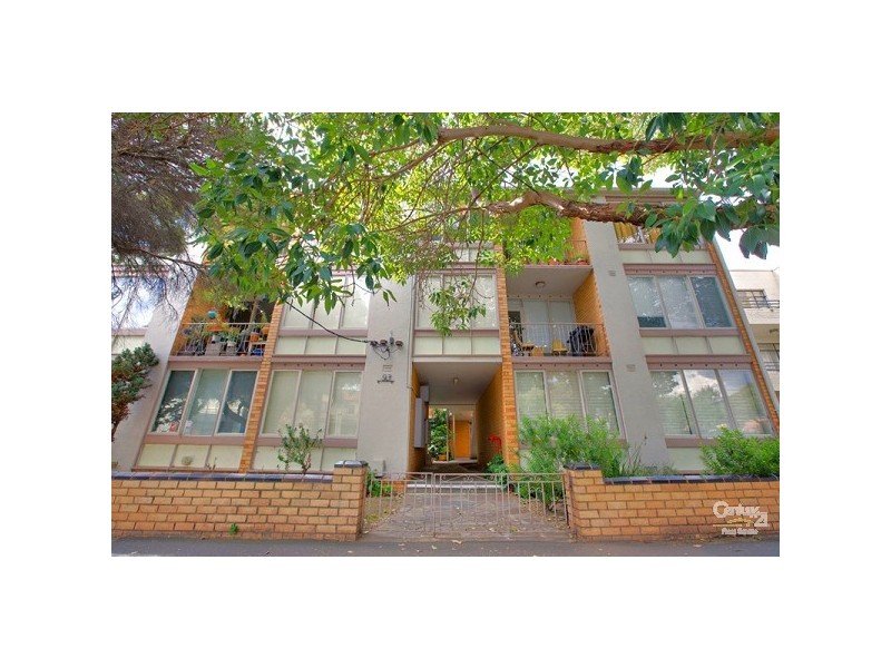 10/93 Glen Huntly Road, Elwood VIC 3184