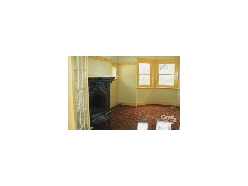 2/43 Dickens Street, Elwood VIC 3184