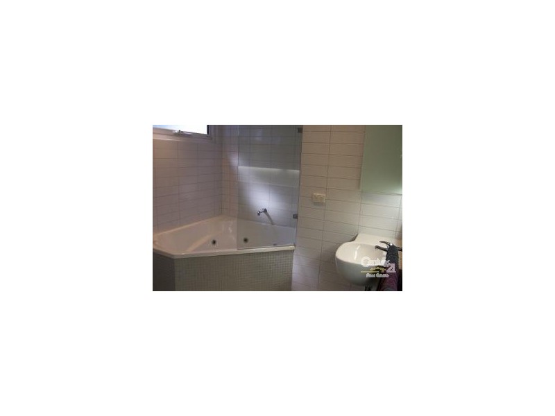 13 Goldsmith Street, Elwood VIC 3184