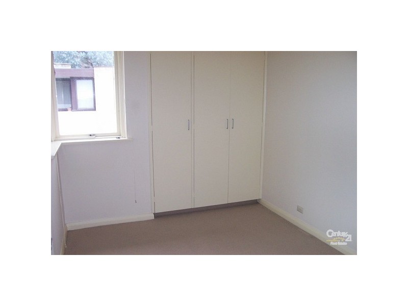 9/43 Park Street, St Kilda West VIC 3182