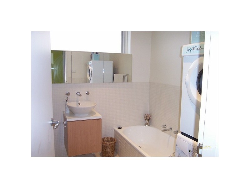 7/101 Spray Street, Elwood VIC 3184