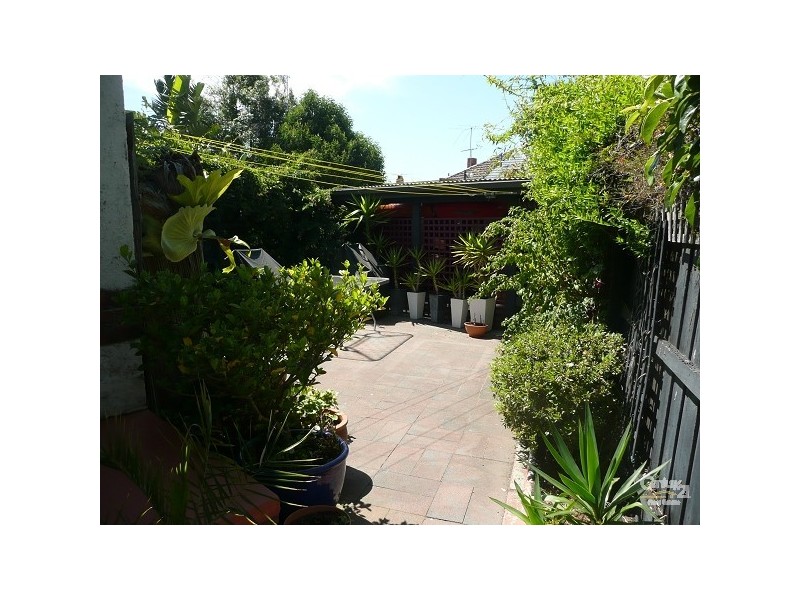 83 Byron Street, Elwood VIC 3184