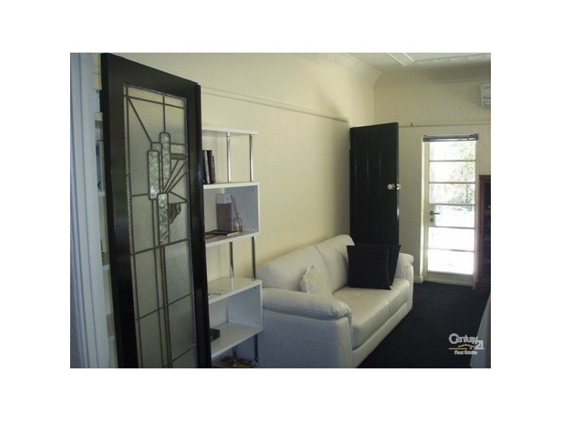 2/49 Broadway, Elwood VIC 3184