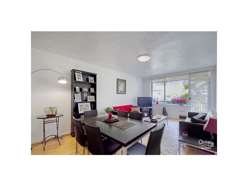 6/7 Alfriston Street, Elwood VIC 3184