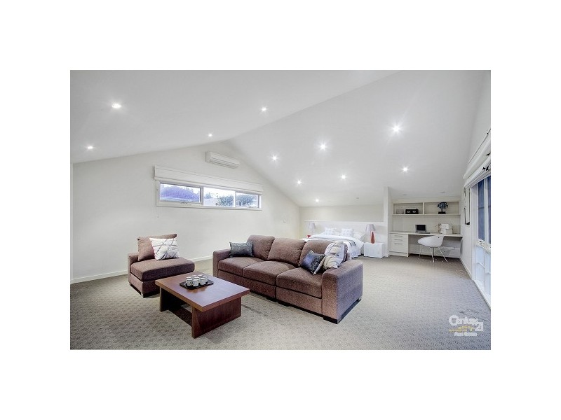 128 Ruskin Street, Elwood VIC 3184