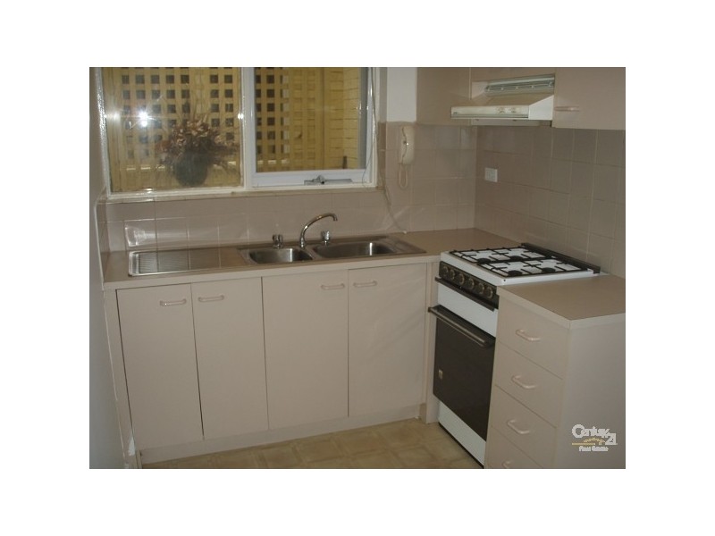 2/30 Shelley Street, Elwood VIC 3184