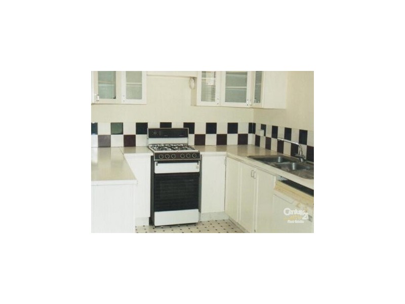 123 Glen Huntly Road, Elwood VIC 3184