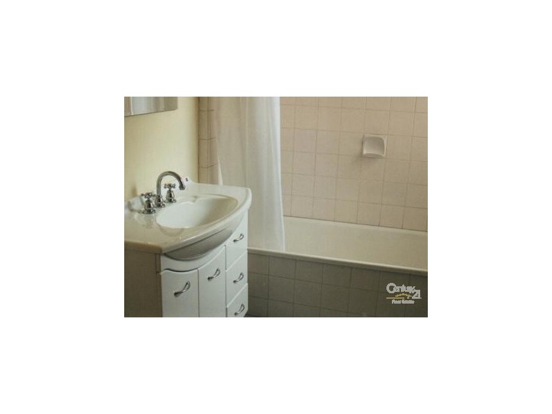 123 Glen Huntly Road, Elwood VIC 3184