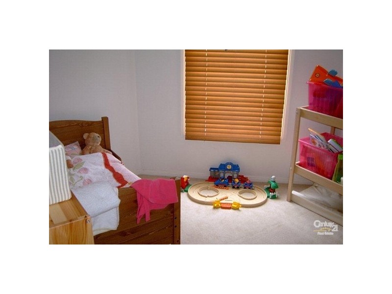 2/24 Wave Street, Elwood VIC 3184