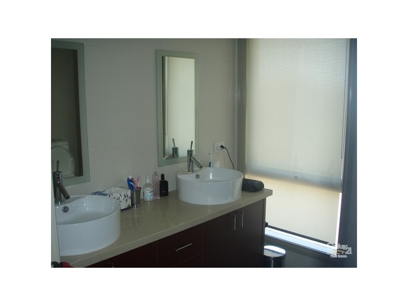 11 Ellen Street, Bentleigh East VIC 3165