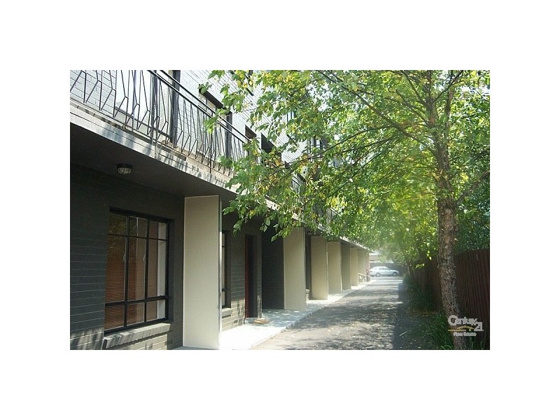 16/131 Glen Huntly Road, Elwood VIC 3184