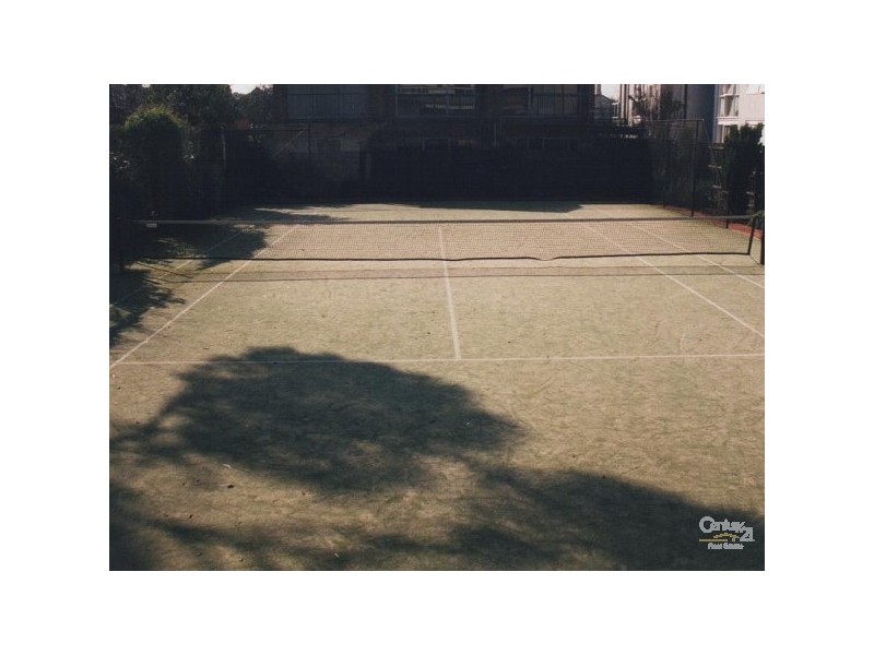 305/315 Beaconsfield Parade, St Kilda West VIC 3182