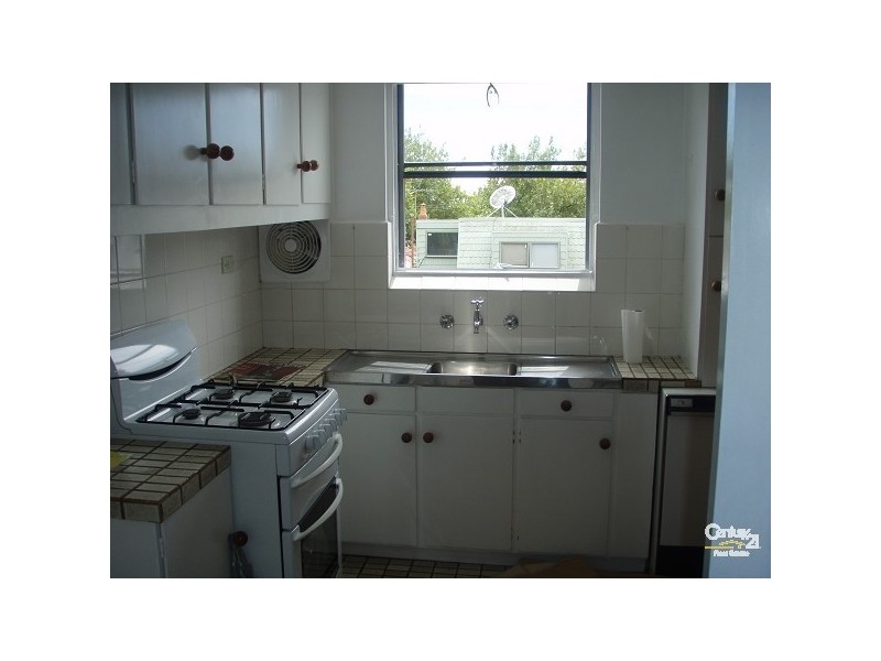 14/2 Selwyn Avenue, Elwood VIC 3184