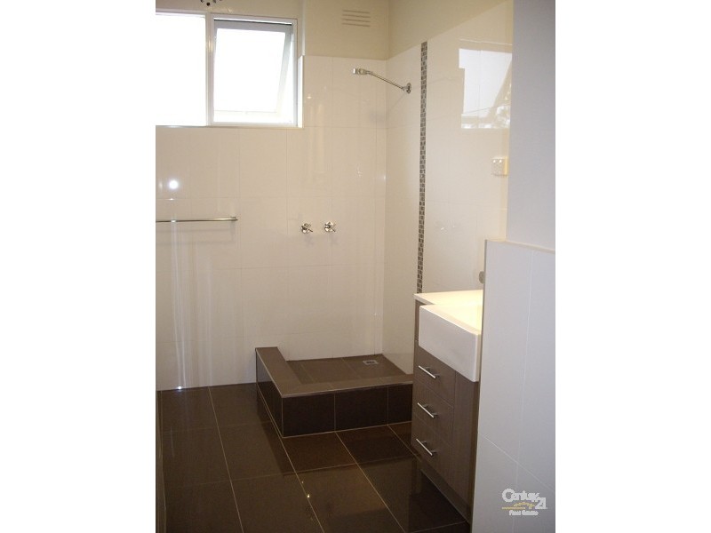 15/2 Dickens Street, Elwood VIC 3184