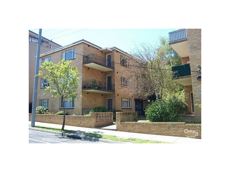 4/12c Chapel Street, St Kilda East VIC 3183