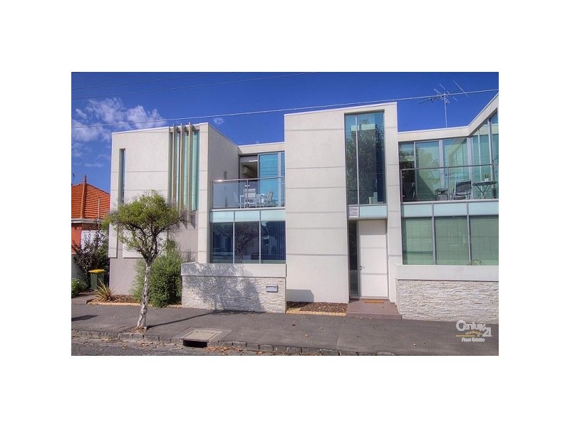 31 B Byron, Elwood VIC 3184