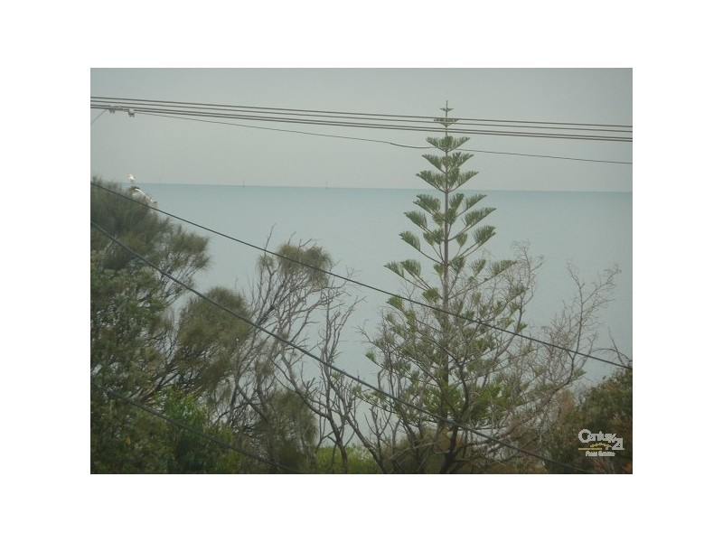 17/45a Ormond Esplanade, Elwood VIC 3184