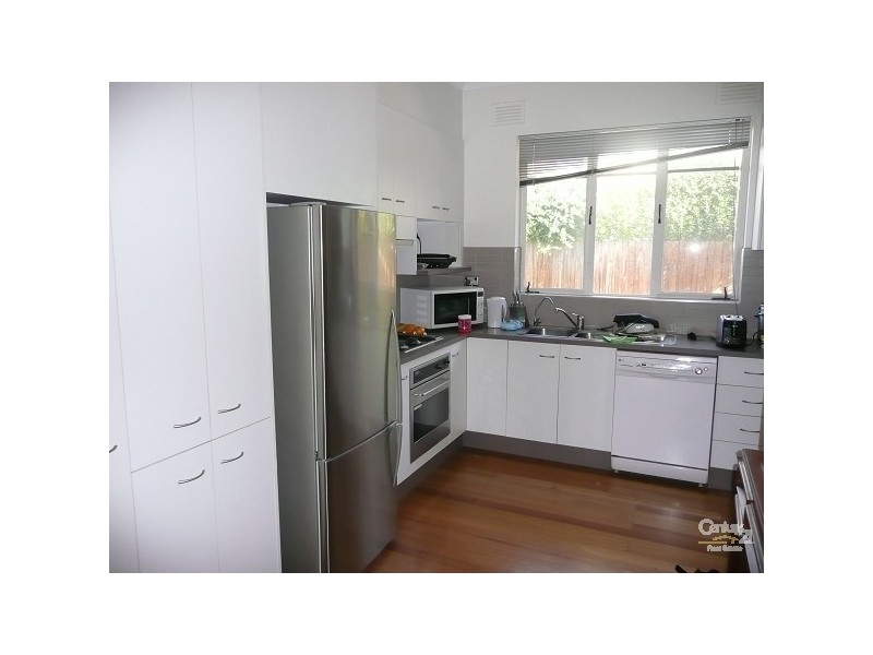 4/9 Dickens Street, Elwood VIC 3184