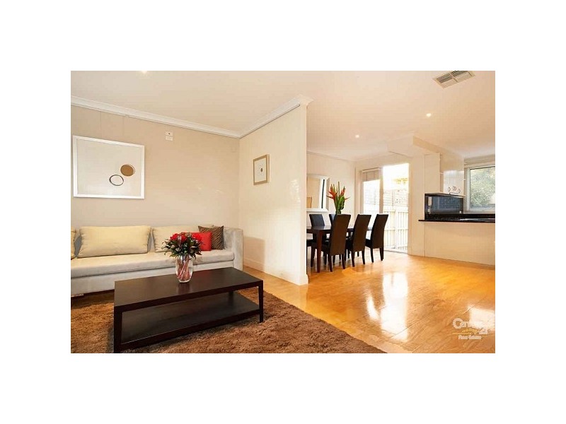 13c Broadway, Elwood VIC 3184
