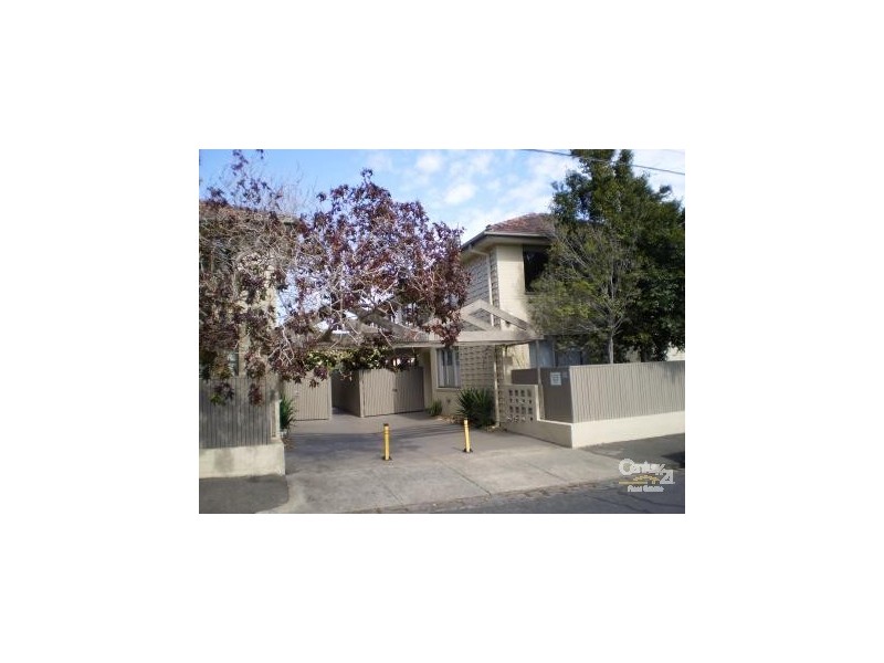 16/13 Gourlay, Balaclava VIC 3183