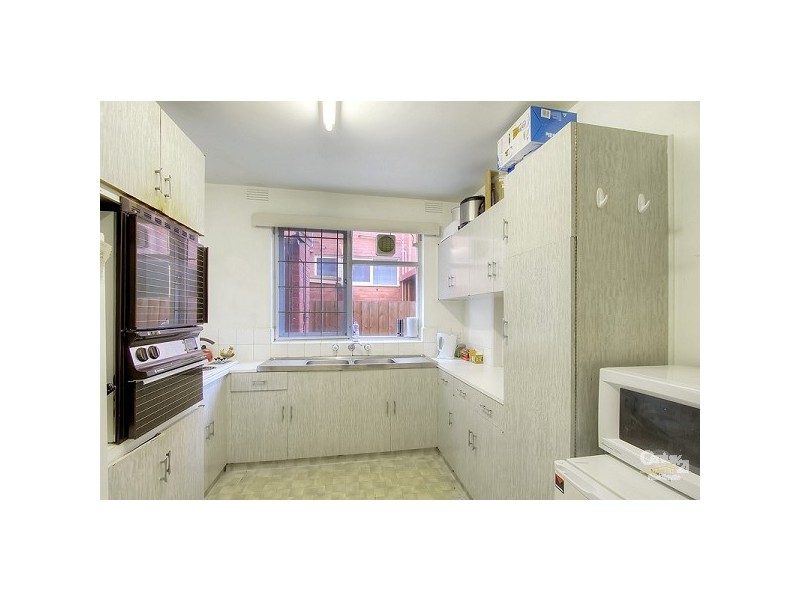 2/14 Southey Street, Elwood VIC 3184