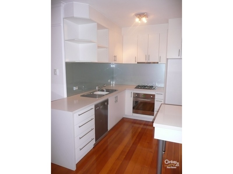 9/45A Ormond Esplanade, Elwood VIC 3184